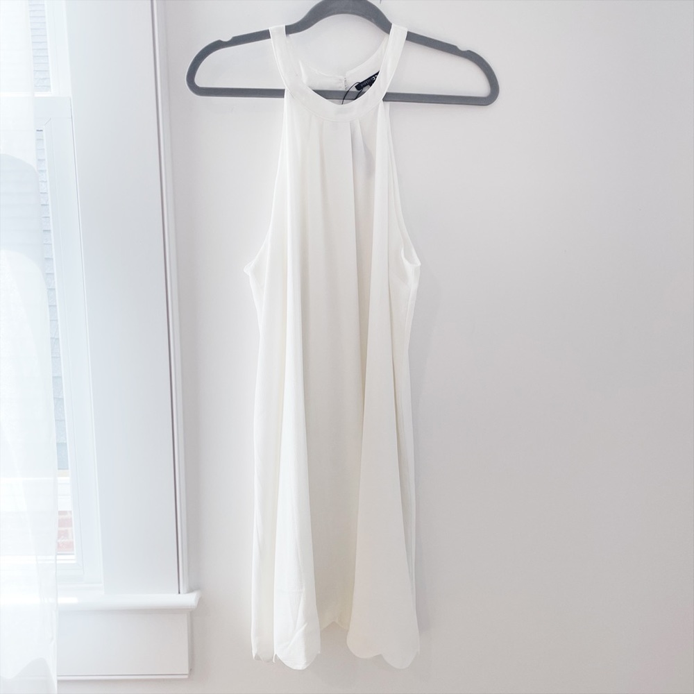 NWT Papermoon White Scallop Hem Dress, size Large